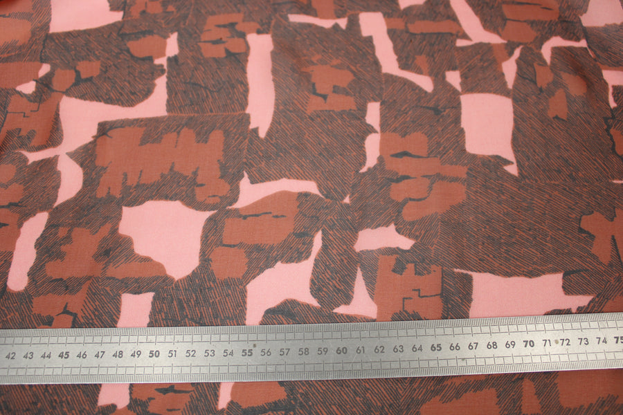 Tissu mousseline de soie- imprimé abstrait - ton rose et brique