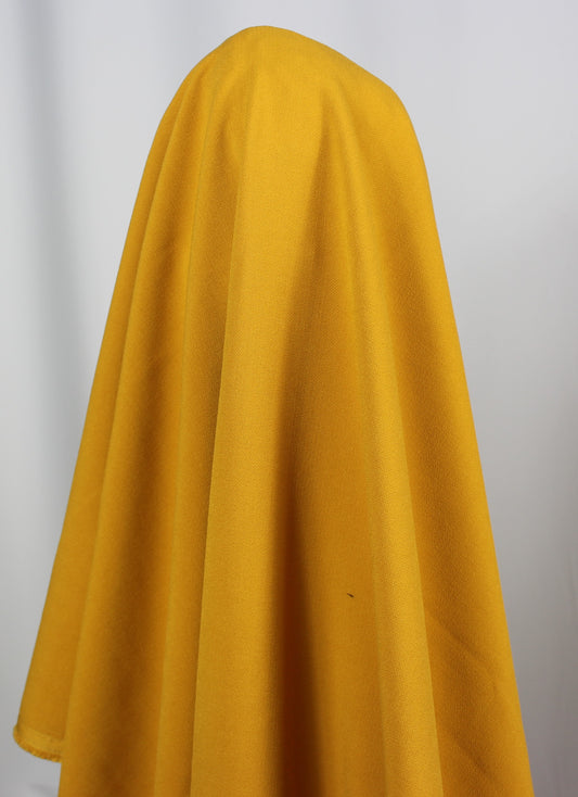 Tissus haute couture. Tissus au mètre pas cher. Tissus pas cher. Acheter tissus au mètre. Tissus français. Tissus de grandes maisons. Tissus haut de gamme. Tissus pour collection. Tissus pour createur. Jeune createur. Laine. Soie. Coton. Lin.