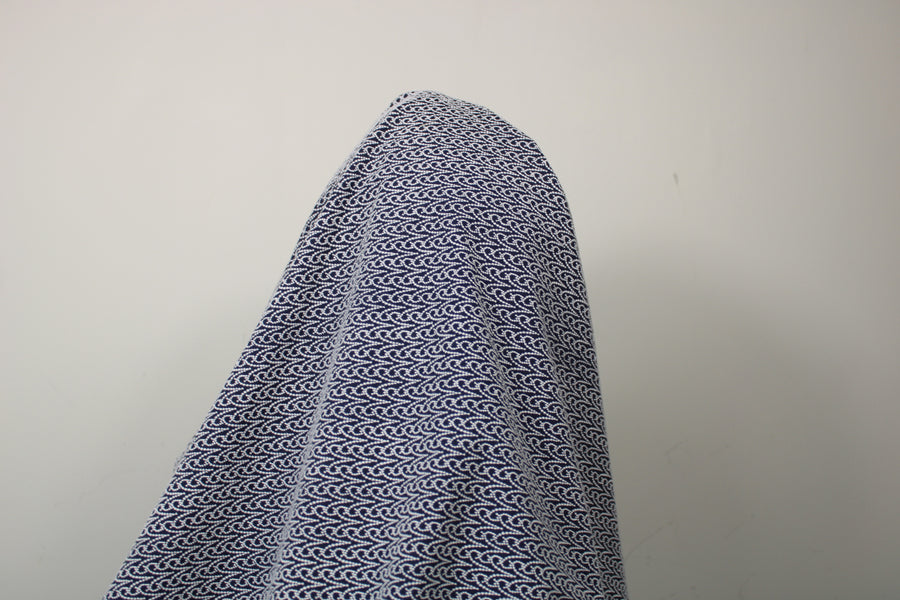 Tissu broderie anglaise - motif bélier - bleu marine et blanc