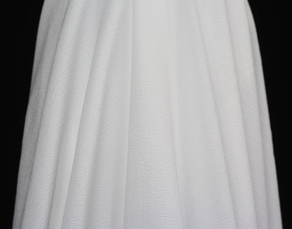 Tissus haute couture. Tissus au mètre pas cher. Tissus pas cher. Acheter tissus au mètre. Tissus français. Tissus de grandes maisons. Tissus haut de gamme. Tissus pour collection. Tissus pour createur. Jeune createur. Laine. Soie. Coton. Lin.
