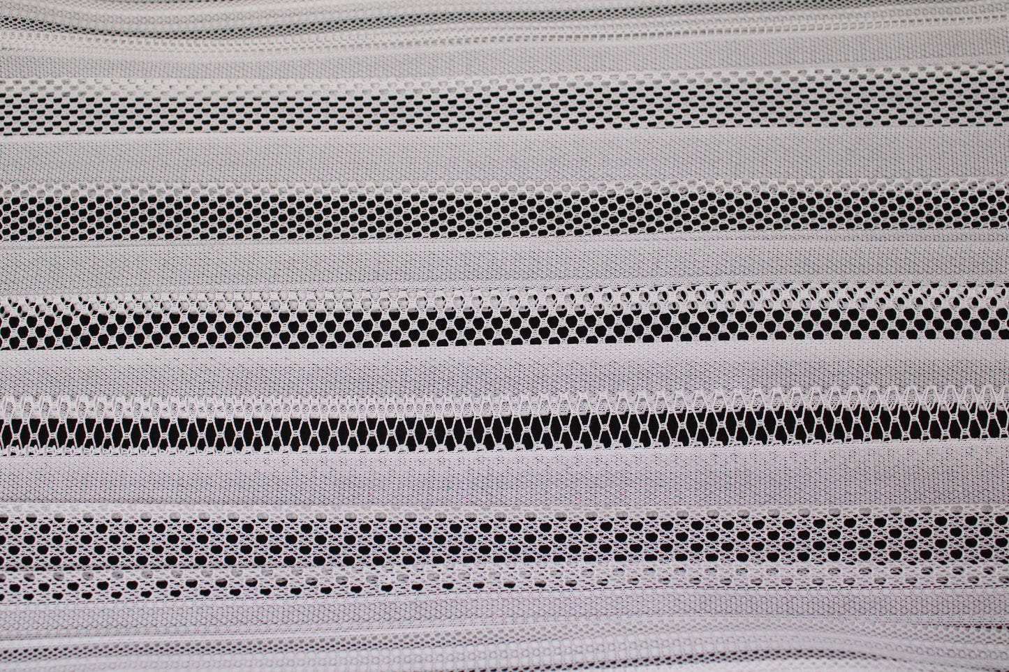 Tissu dentelle plissé - blanc - photo 4/4 | So Tissus