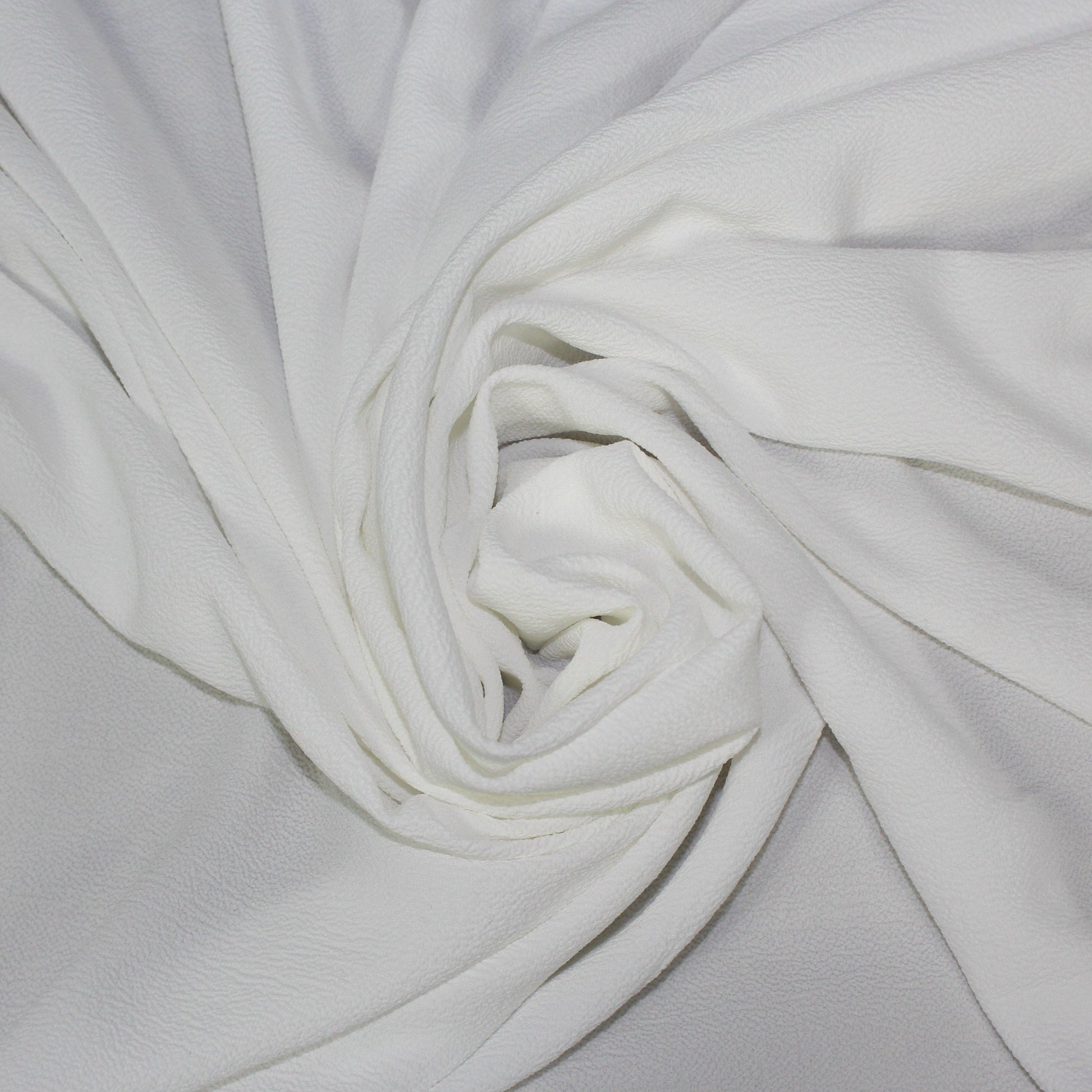 Tissus haute couture. Tissus au mètre pas cher. Tissus pas cher. Acheter tissus au mètre. Tissus français. Tissus de grandes maisons. Tissus haut de gamme. Tissus pour collection. Tissus pour createur. Jeune createur. Laine. Soie. Coton. Lin.
