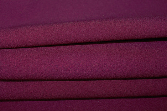 Tissus haute couture. Tissus au mètre pas cher. Tissus pas cher. Acheter tissus au mètre. Tissus français. Tissus de grandes maisons. Tissus haut de gamme. Tissus pour collection. Tissus pour createur. Jeune createur. Laine. Soie. Coton. Lin.