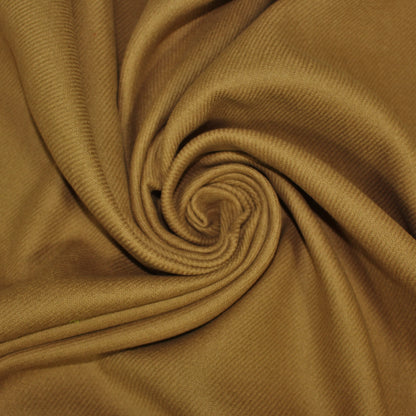 Tissus haute couture. Tissus au mètre pas cher. Tissus pas cher. Acheter tissus au mètre. Tissus français. Tissus de grandes maisons. Tissus haut de gamme. Tissus pour collection. Tissus pour createur. Jeune createur. Laine. Soie. Coton. Lin.