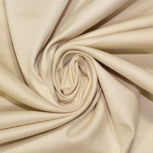 Tissus haute couture. Tissus au mètre pas cher. Tissus pas cher. Acheter tissus au mètre. Tissus français. Tissus de grandes maisons. Tissus haut de gamme. Tissus pour collection. Tissus pour createur. Jeune createur. Laine. Soie. Coton. Lin.