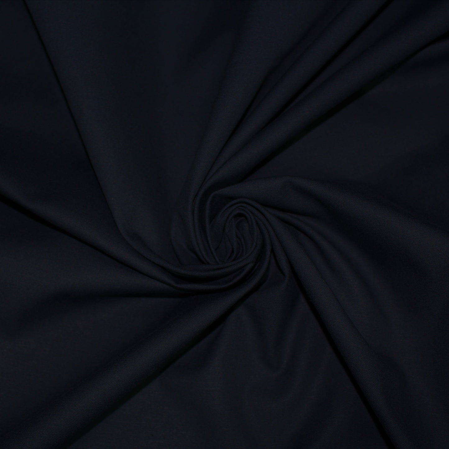 Tissus haute couture. Tissus au mètre pas cher. Tissus pas cher. Acheter tissus au mètre. Tissus français. Tissus de grandes maisons. Tissus haut de gamme. Tissus pour collection. Tissus pour createur. Jeune createur. Laine. Soie. Coton. Lin.
