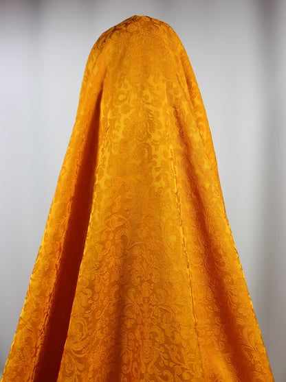 Tissus haute couture. Tissus au mètre pas cher. Tissus pas cher. Acheter tissus au mètre. Tissus français. Tissus de grandes maisons. Tissus haut de gamme. Tissus pour collection. Tissus pour createur. Jeune createur. Laine. Soie. Coton. Lin.