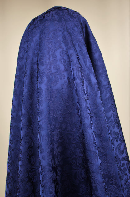 Tissus haute couture. Tissus au mètre pas cher. Tissus pas cher. Acheter tissus au mètre. Tissus français. Tissus de grandes maisons. Tissus haut de gamme. Tissus pour collection. Tissus pour createur. Jeune createur. Laine. Soie. Coton. Lin.