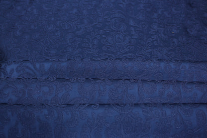 Tissus haute couture. Tissus au mètre pas cher. Tissus pas cher. Acheter tissus au mètre. Tissus français. Tissus de grandes maisons. Tissus haut de gamme. Tissus pour collection. Tissus pour createur. Jeune createur. Laine. Soie. Coton. Lin.