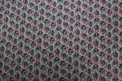 Tissus haute couture. Tissus au mètre pas cher. Tissus pas cher. Acheter tissus au mètre. Tissus français. Tissus de grandes maisons. Tissus haut de gamme. Tissus pour collection. Tissus pour createur. Jeune createur. Laine. Soie. Coton. Lin.