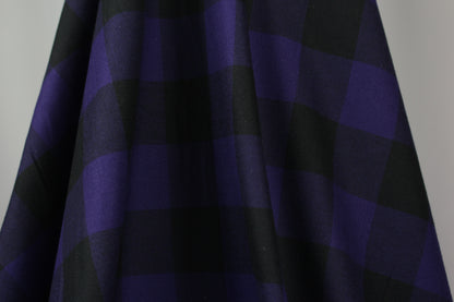 Tissus haute couture. Tissus au mètre pas cher. Tissus pas cher. Acheter tissus au mètre. Tissus français. Tissus de grandes maisons. Tissus haut de gamme. Tissus pour collection. Tissus pour createur. Jeune createur. Laine. Soie. Coton. Lin.