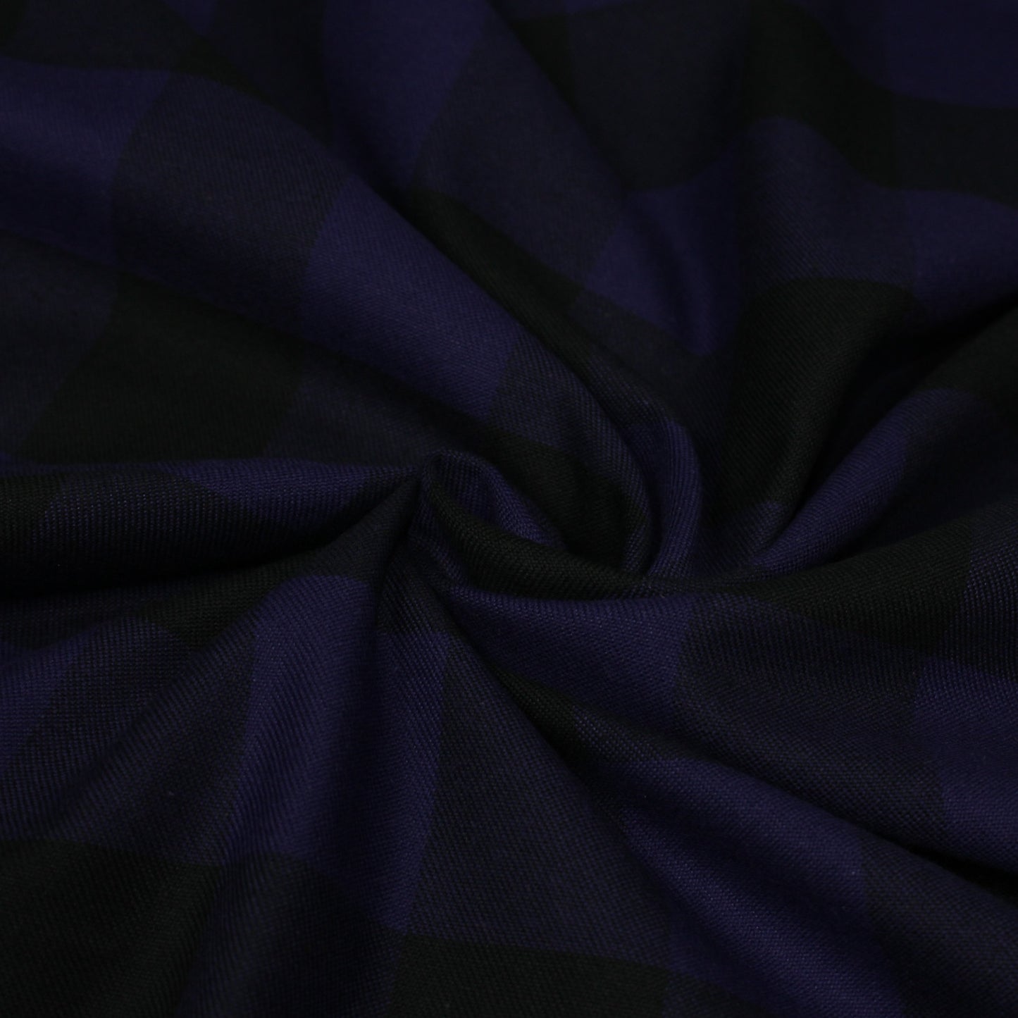 Tissus haute couture. Tissus au mètre pas cher. Tissus pas cher. Acheter tissus au mètre. Tissus français. Tissus de grandes maisons. Tissus haut de gamme. Tissus pour collection. Tissus pour createur. Jeune createur. Laine. Soie. Coton. Lin.