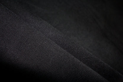 Tissus haute couture. Tissus au mètre pas cher. Tissus pas cher. Acheter tissus au mètre. Tissus français. Tissus de grandes maisons. Tissus haut de gamme. Tissus pour collection. Tissus pour createur. Jeune createur. Laine. Soie. Coton. Lin.