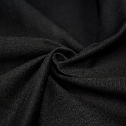 Tissus haute couture. Tissus au mètre pas cher. Tissus pas cher. Acheter tissus au mètre. Tissus français. Tissus de grandes maisons. Tissus haut de gamme. Tissus pour collection. Tissus pour createur. Jeune createur. Laine. Soie. Coton. Lin.