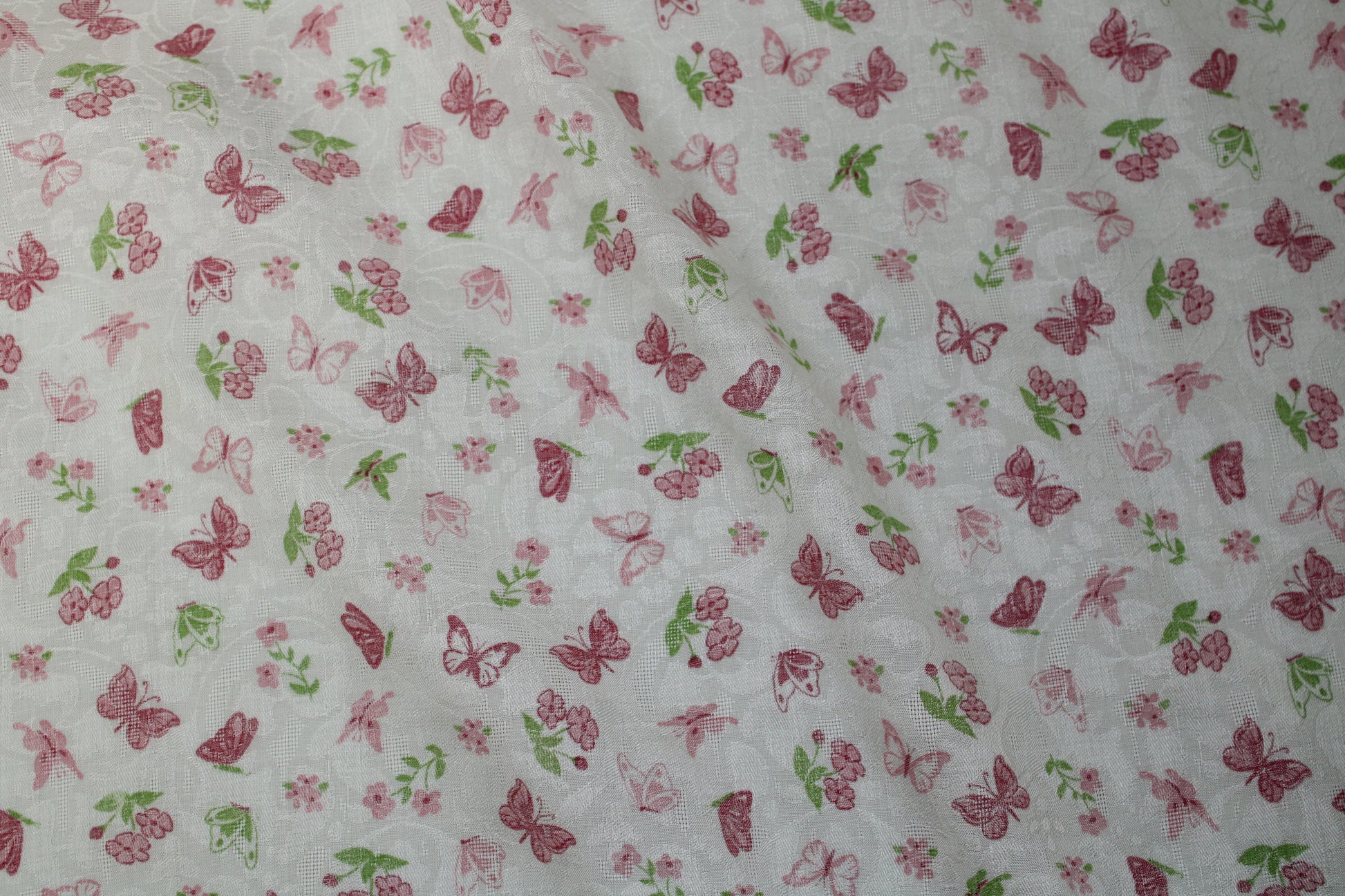 Tissu voile de viscose - fleurs et papillons - photo 4/4 | So Tissus