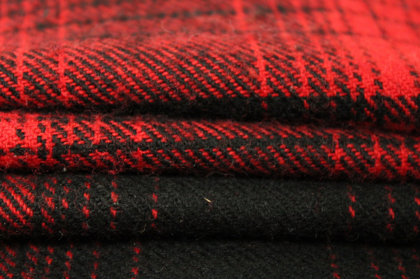 Tissu drap de laine - à carreaux - noir et rouge - photo 2/4 | So Tissus