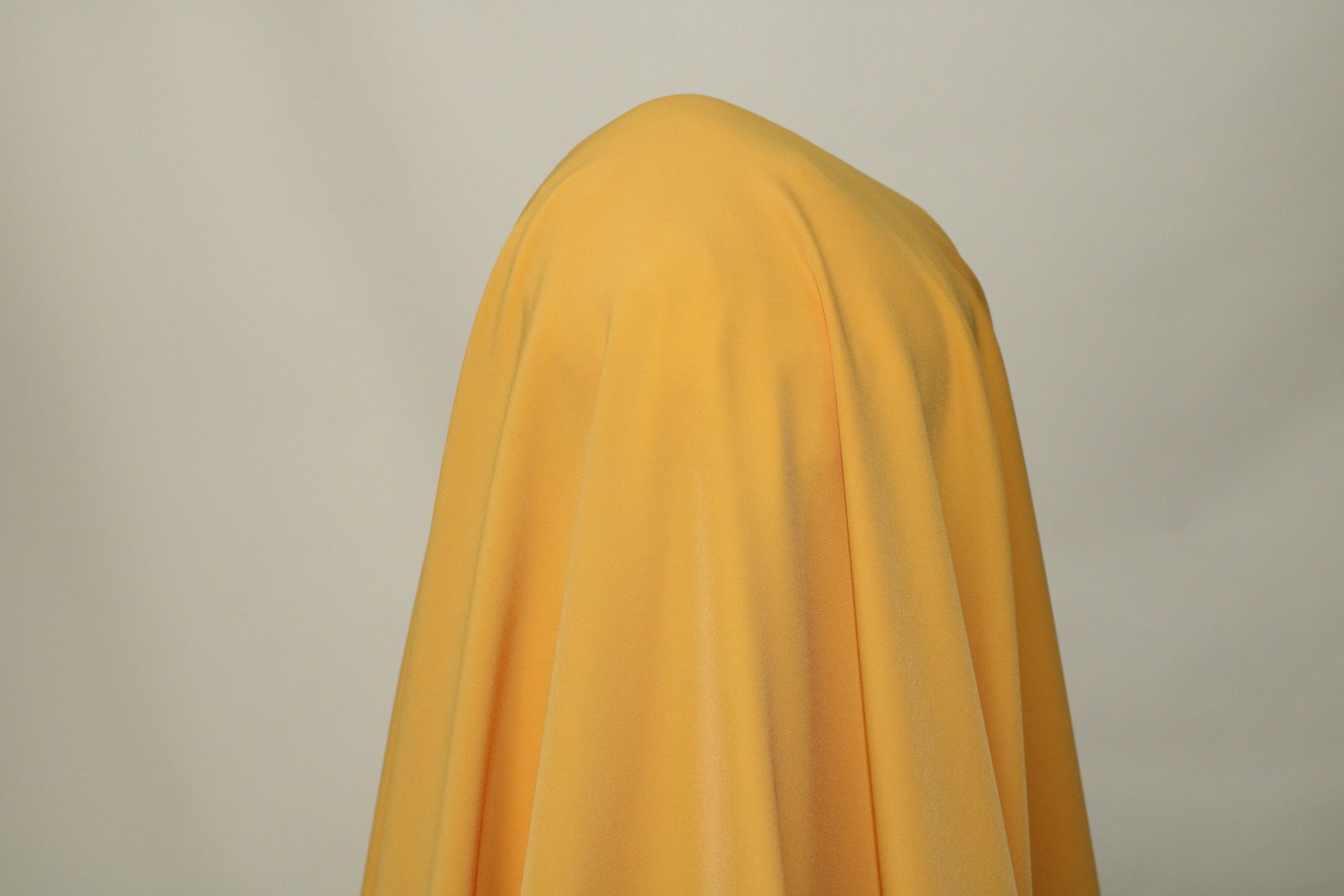 Tissu crêpe stretch - jaune - photo 3/3 | So Tissus