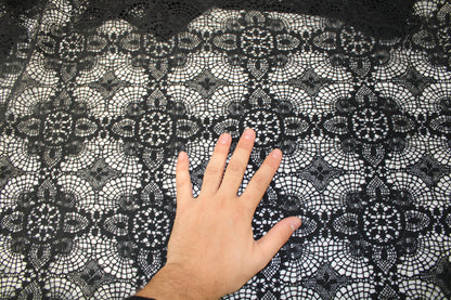 Tissu dentelle - noir - photo 2/5 | So Tissus