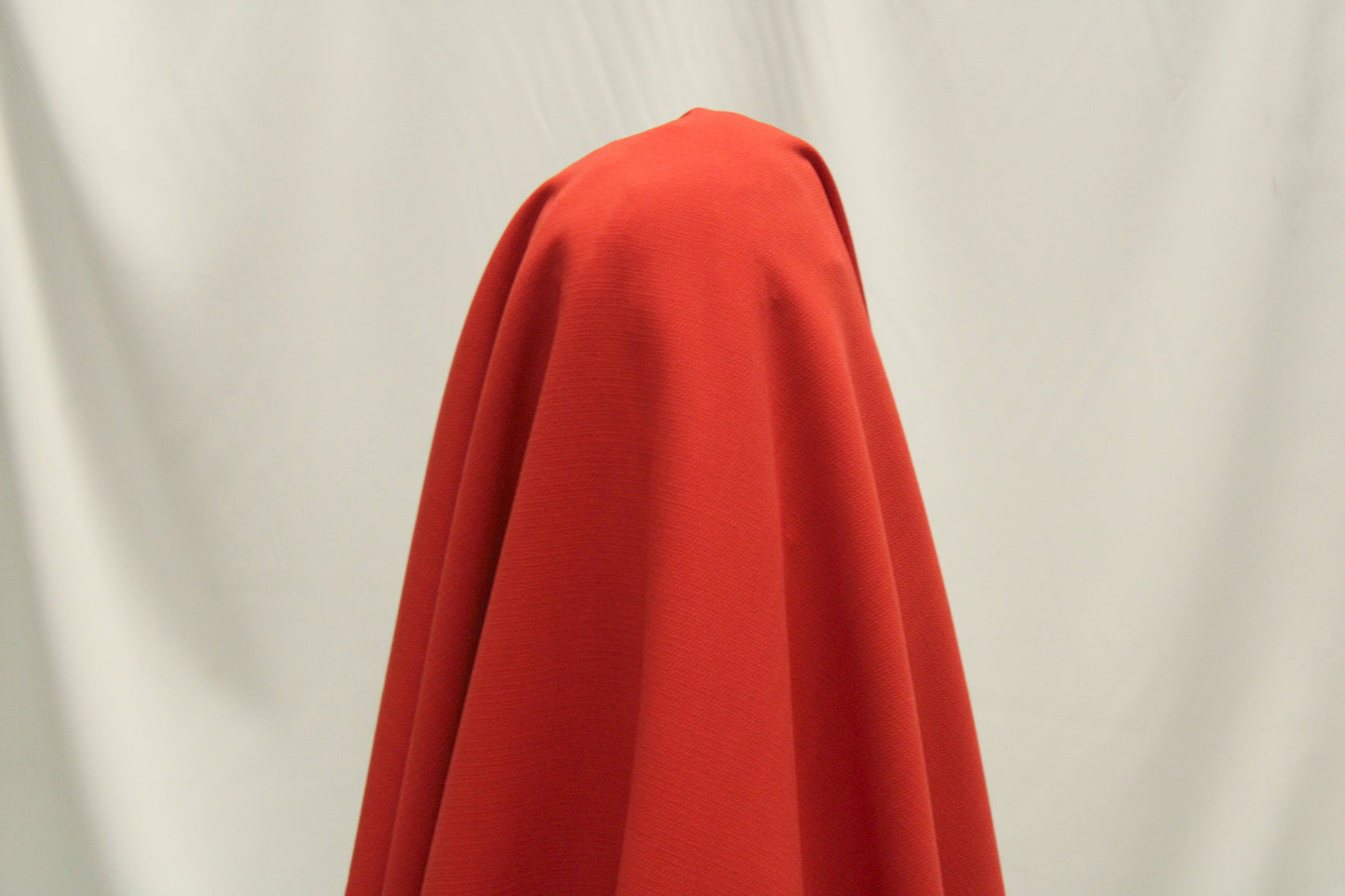 Tissu double crêpe - corail - photo 2/2 | So Tissus