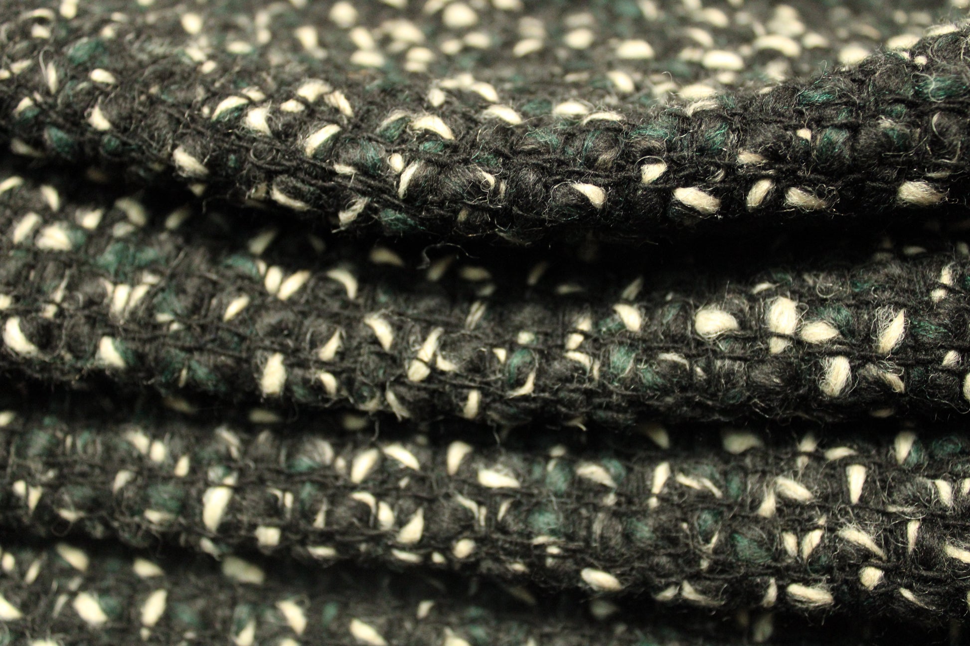 Tissu laine bouclette - ton noir - photo 2/3 | So Tissus