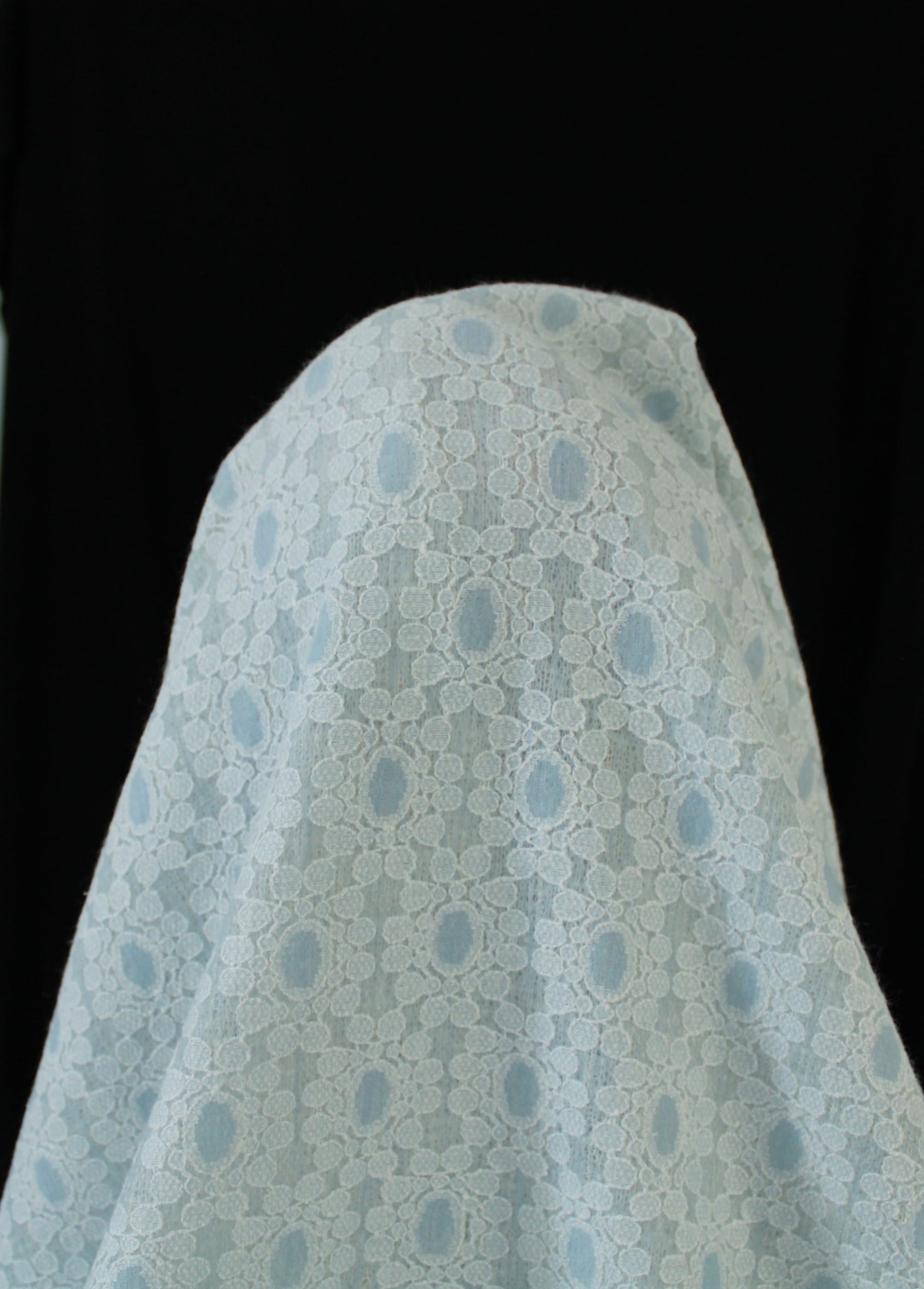 Tissu dentelle épaisse - bleu ciel - photo 3/4 | So Tissus