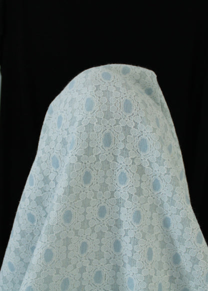 Tissu dentelle épaisse - bleu ciel - photo 3/4 | So Tissus