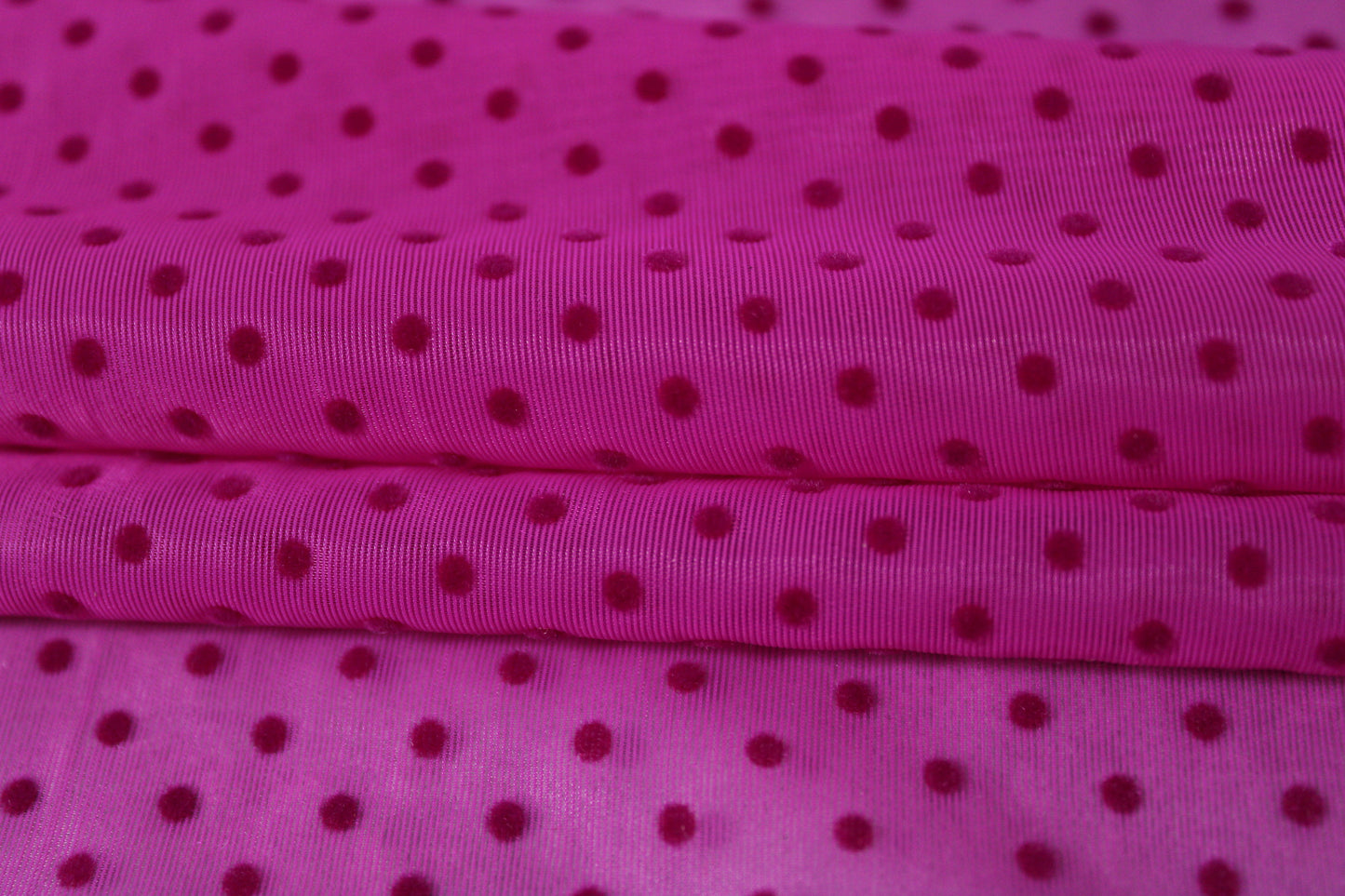 Tissu plumetis - fuchsia - photo 2/4 | So Tissus