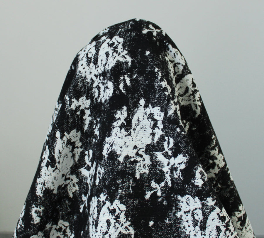 Tissu brocart - motif tâcheté - noir et blanc