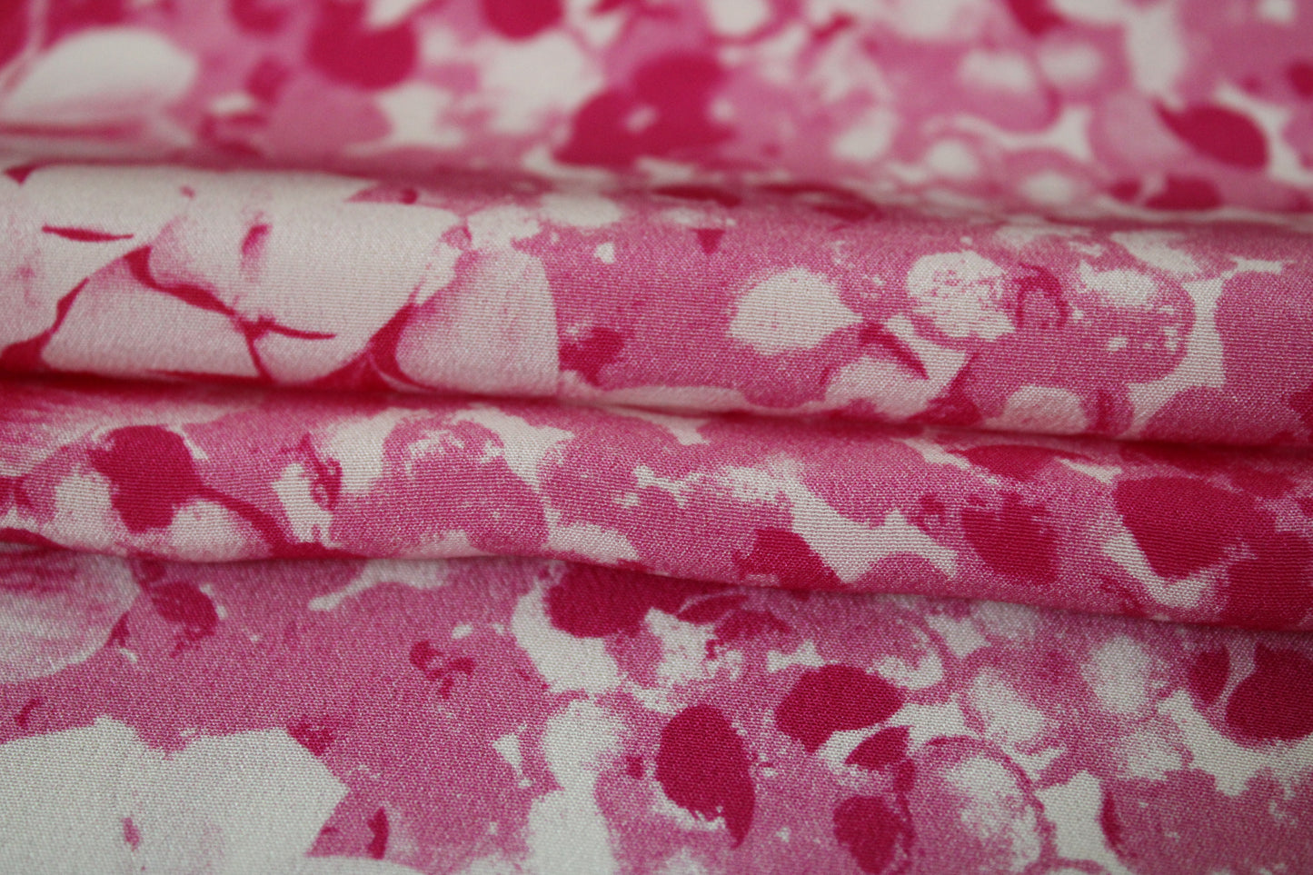 Tissu crêpe de chine 100% soie - imprimé hortensia - photo 2/4 | So Tissus