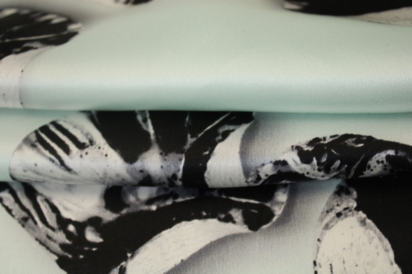 Tissu satin de soie 100% - imprimé perle - photo 2/5 | So Tissus