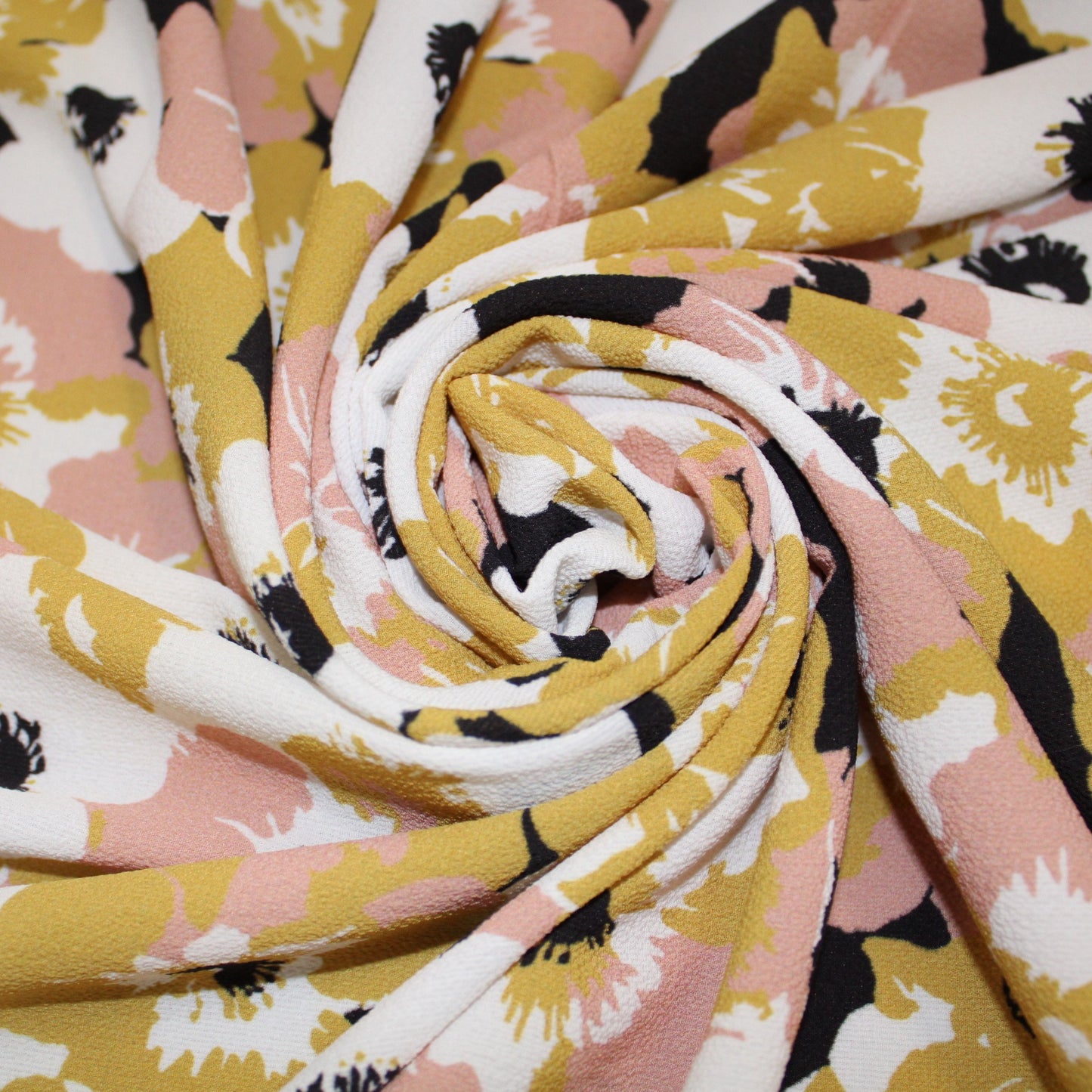 Tissu crêpe - imprimé fleuri - photo 1/5 | So Tissus