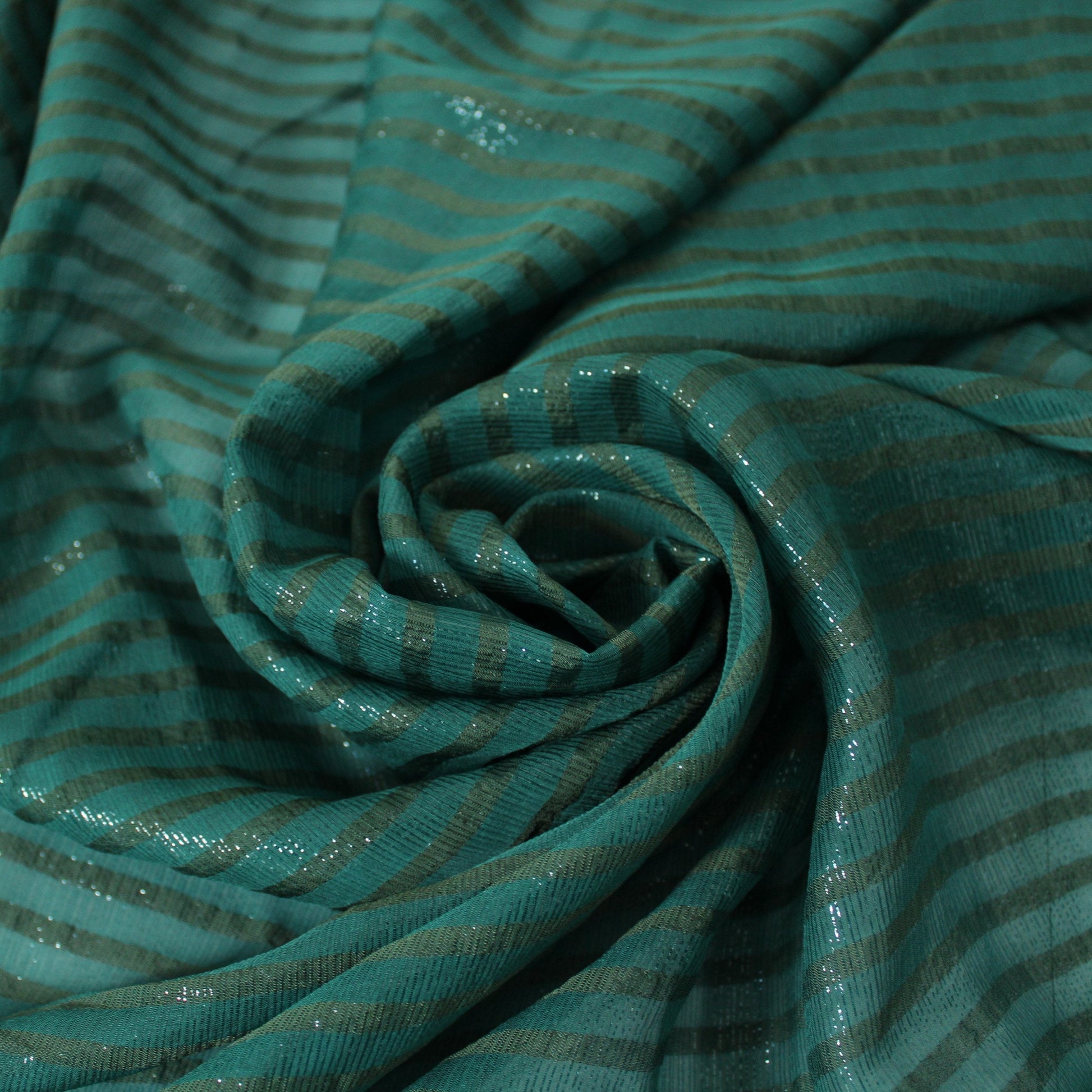 Tissu mousseline de soie et lurex - à rayures ton vert bouteille - photo 1/4 | So Tissus