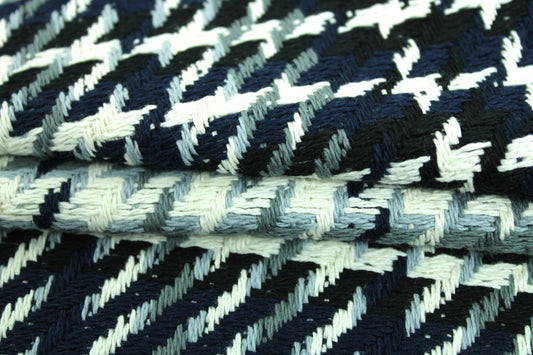 Tissu tweed coton - à carreaux bleu marine, blanc et gris - photo 2/5 | So Tissus