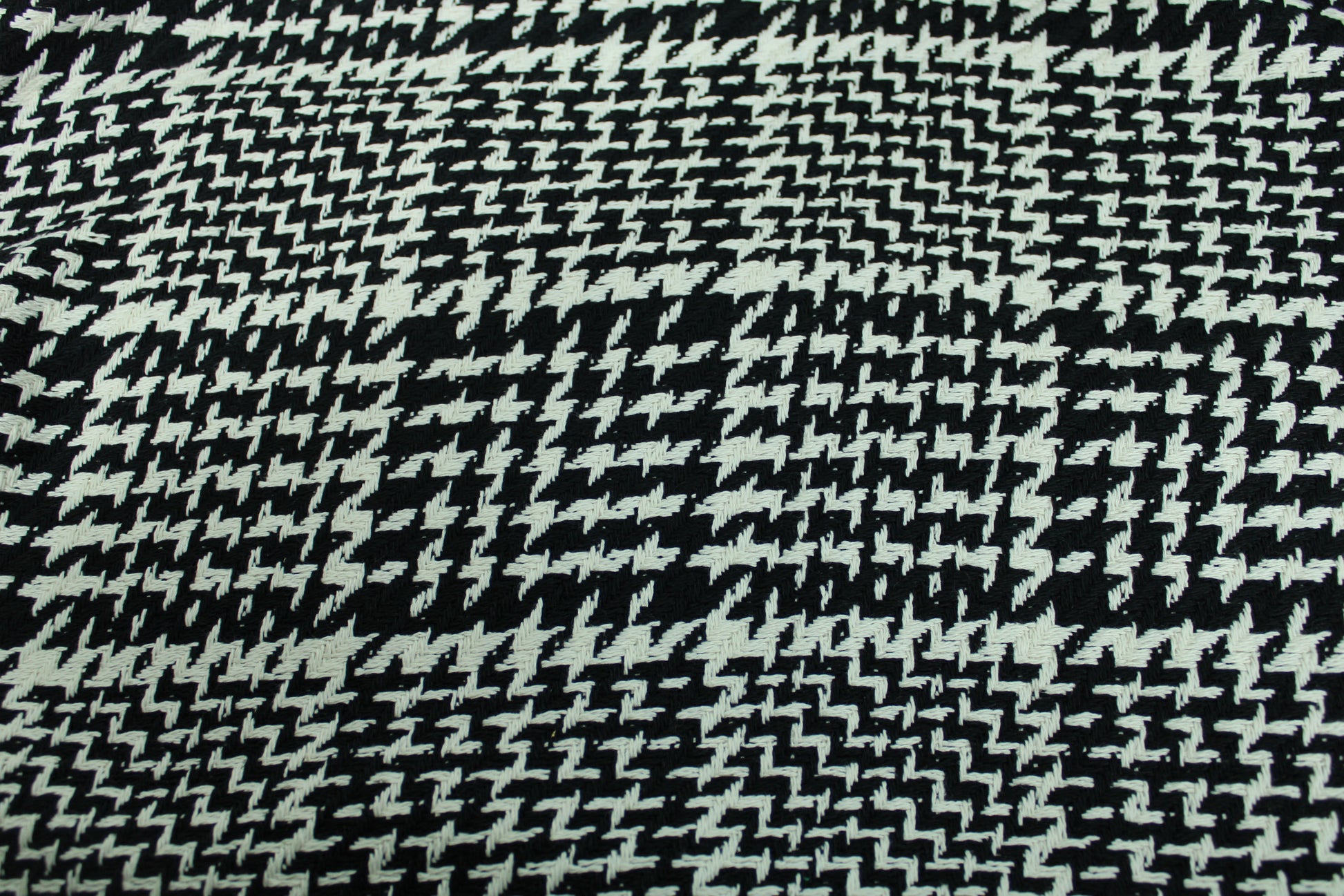 Coupon de 1,4 mètre - tweed coton - à carreaux blanc et noir - photo 4/4 | So Tissus
