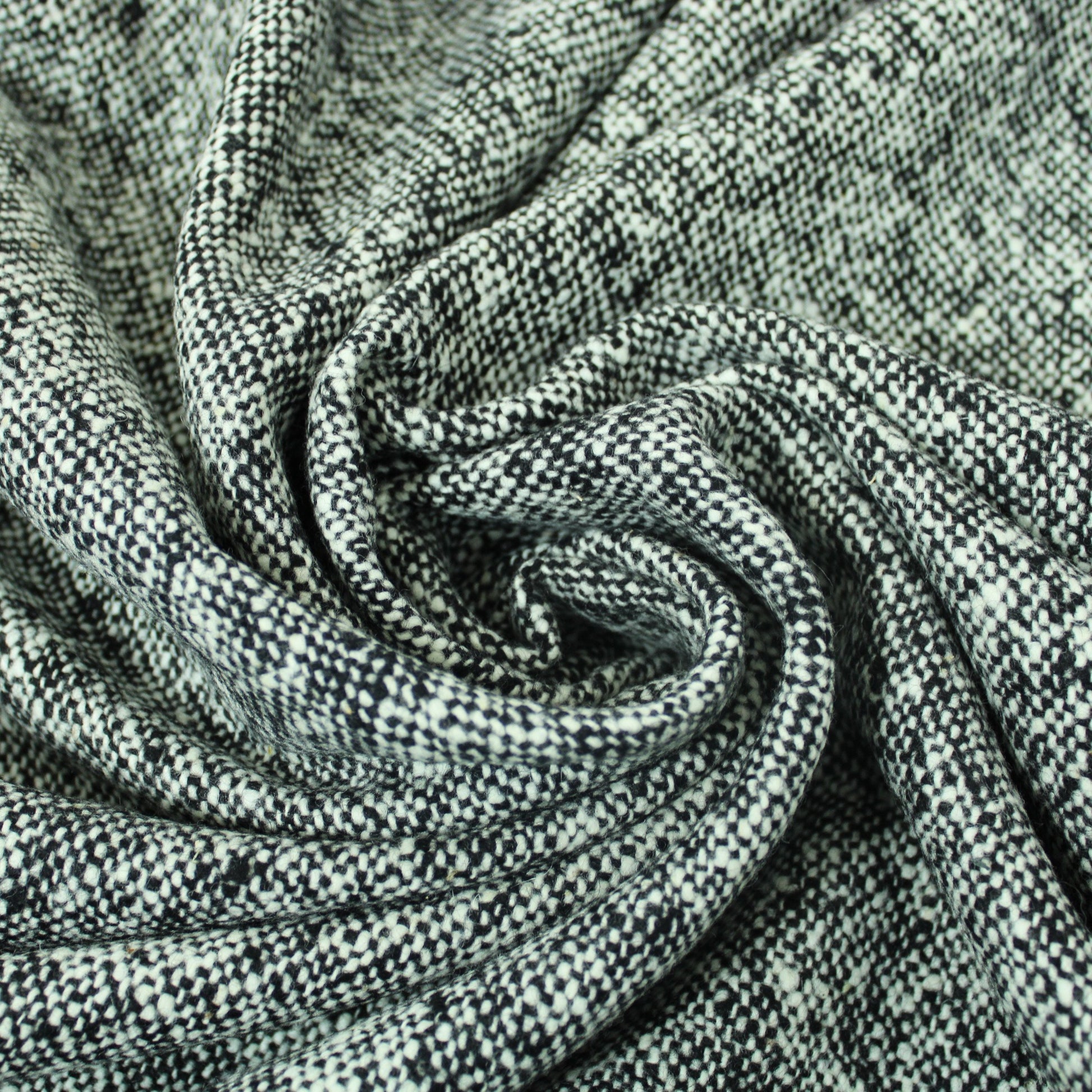 Tissu lainage - noir et blanc - photo 1/3 | So Tissus