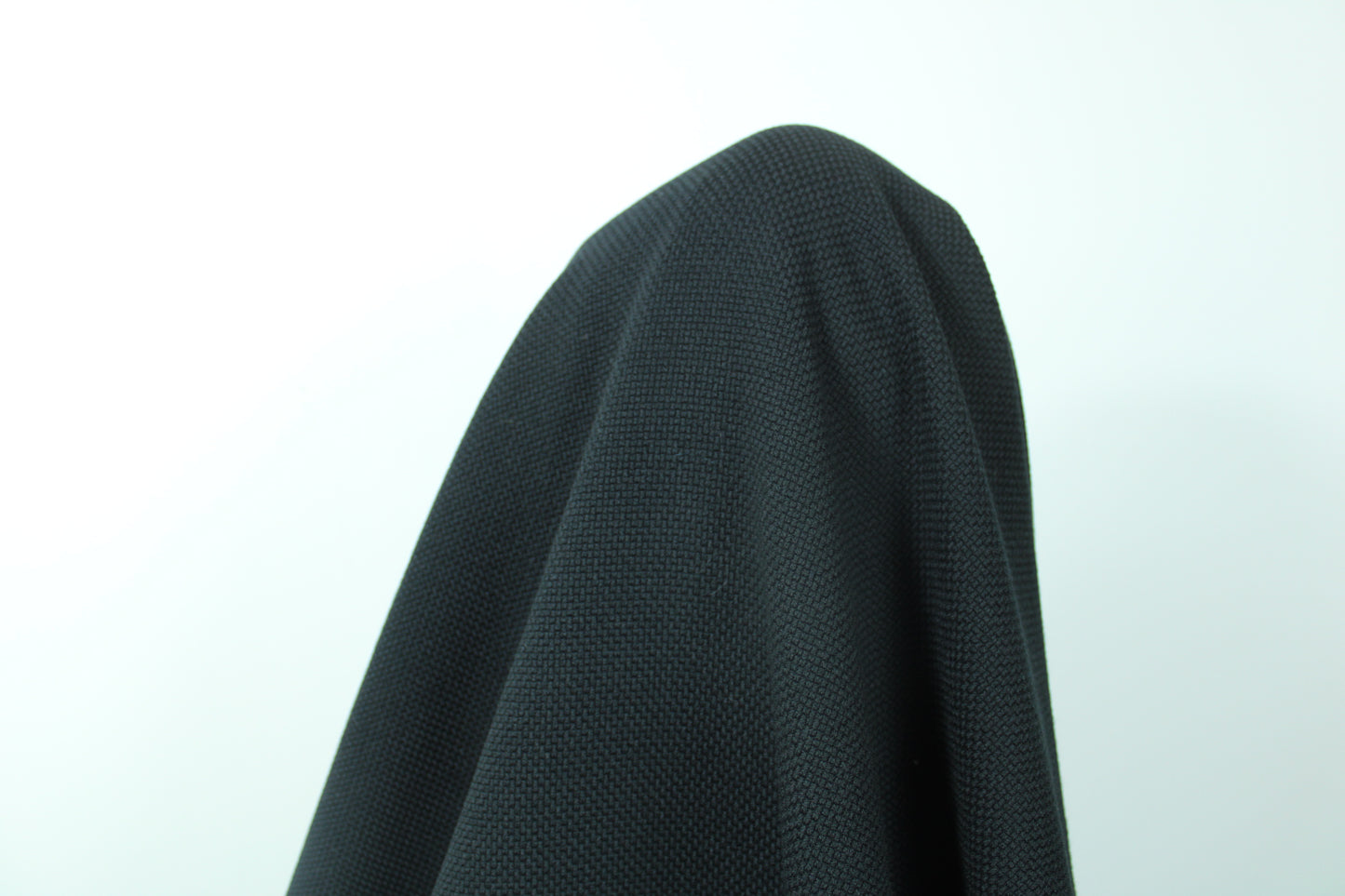 Tissu piqué de laine stretch - noir - photo 3/3 | So Tissus
