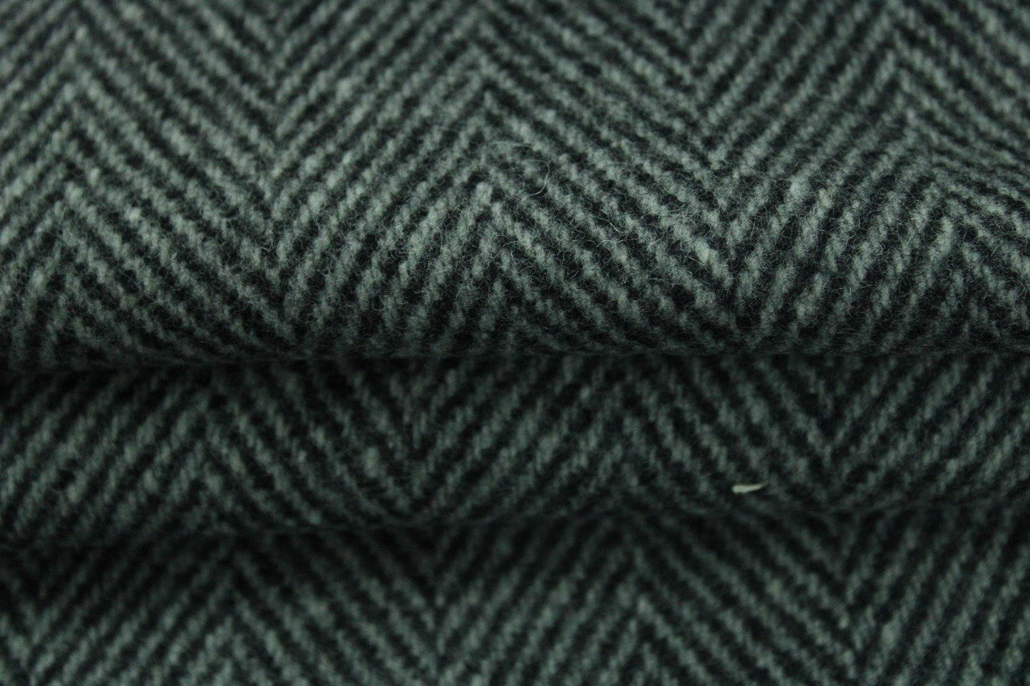 Tissu drap de laine - chevron - gris et noir - photo 2/4 | So Tissus