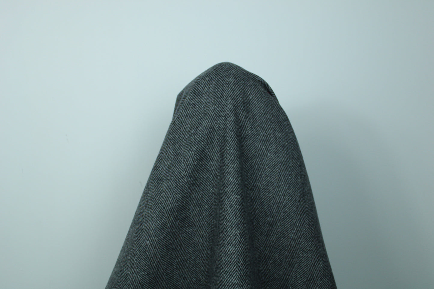 Tissu drap de laine - chevron - gris et noir - photo 3/4 | So Tissus