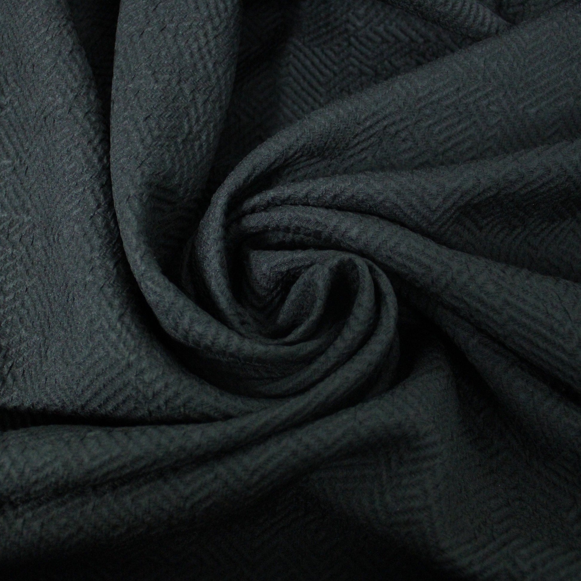 Tissu crêpe gaufré - motif géométrique - noir - photo 1/3 | So Tissus