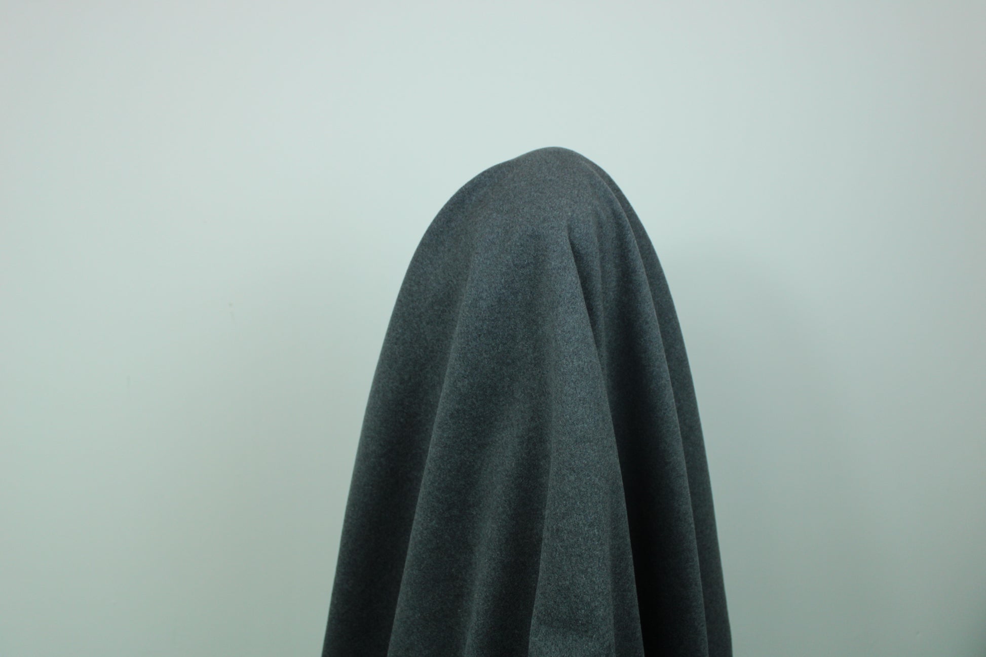 Tissu drap de laine - gris foncé - photo 3/3 | So Tissus