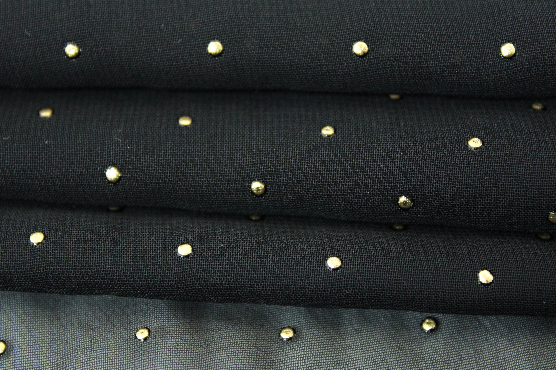 Tissu plumetis - noir et doré - photo 2/5 | So Tissus