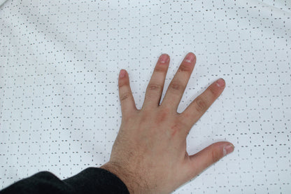 Tissu broderie anglaise laser - blanc - photo 4/4 | So Tissus