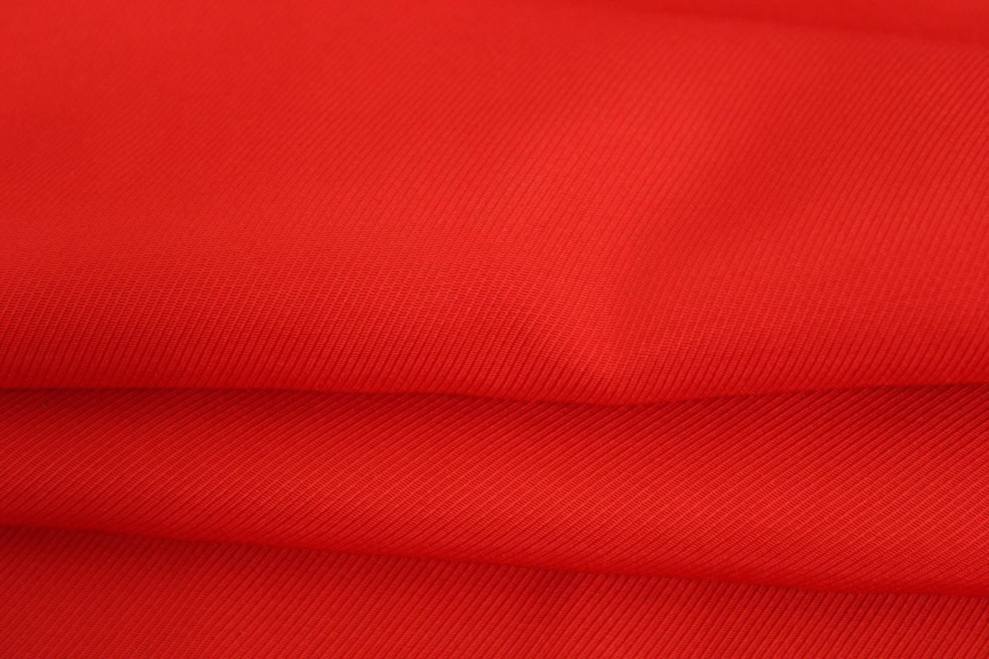 Tissu twill viscose - rouge - photo 2/3 | So Tissus