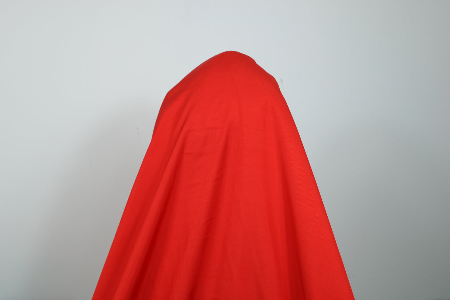 Tissu twill viscose - rouge - photo 3/3 | So Tissus