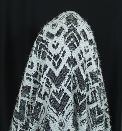 Tissu maille duveteuse - noir et blanc - photo 3/4 | So Tissus