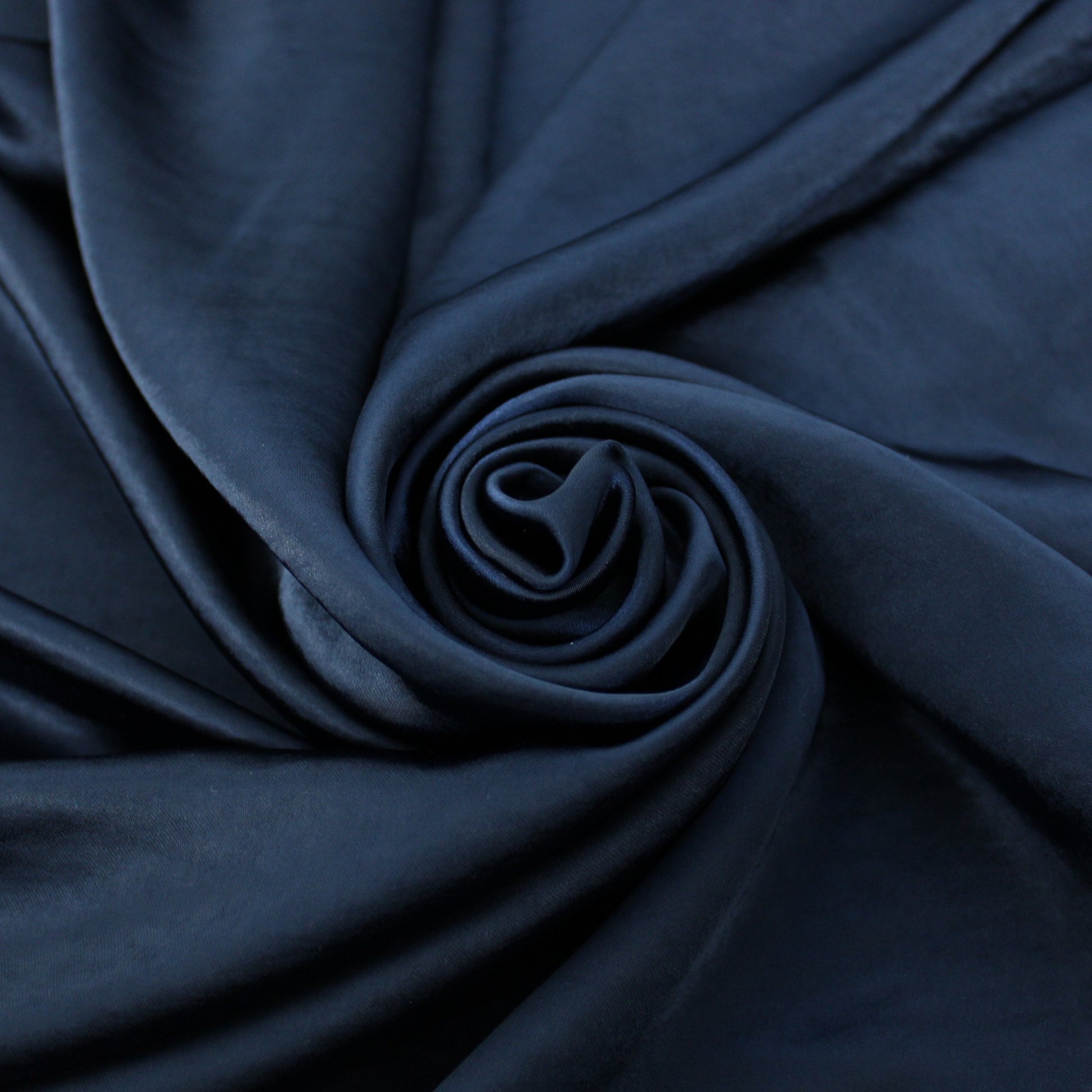 Tissu satin - bleu marine - photo 1/3 | So Tissus
