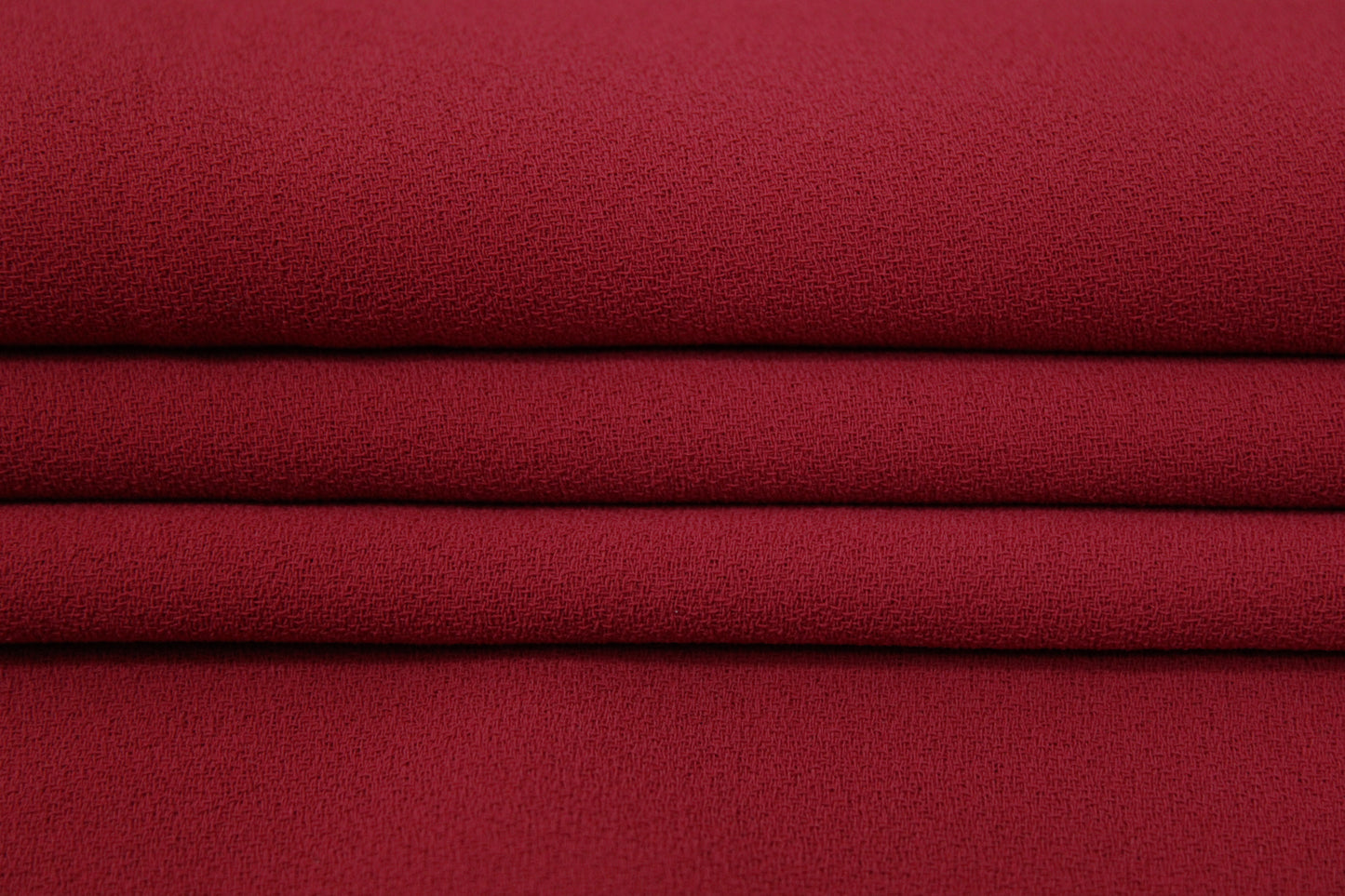 Tissu crêpe - rouge sang - photo 2/3 | So Tissus
