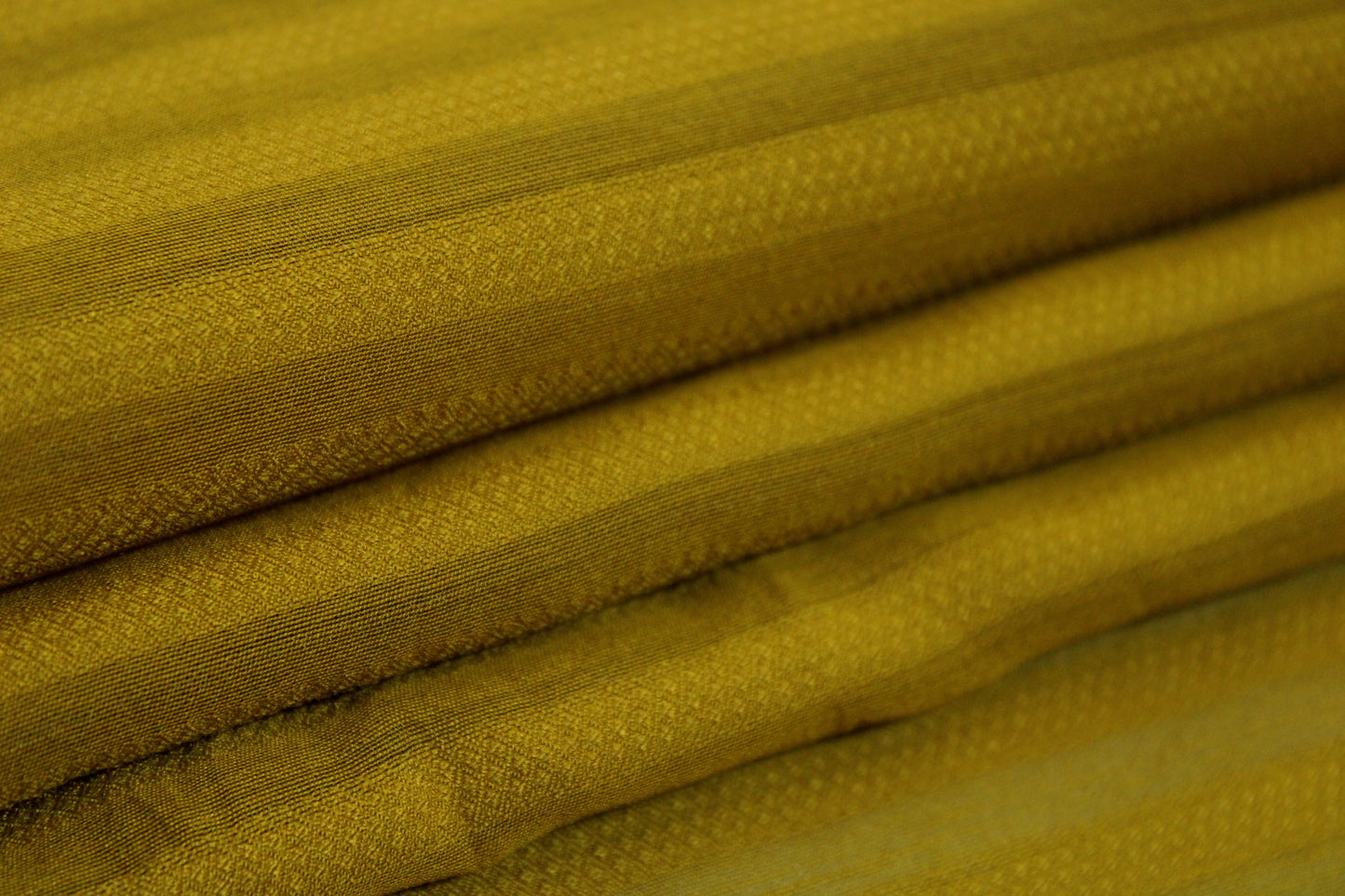 Tissu voile de viscose- à rayures - jaune ocre - photo 2/3 | So Tissus