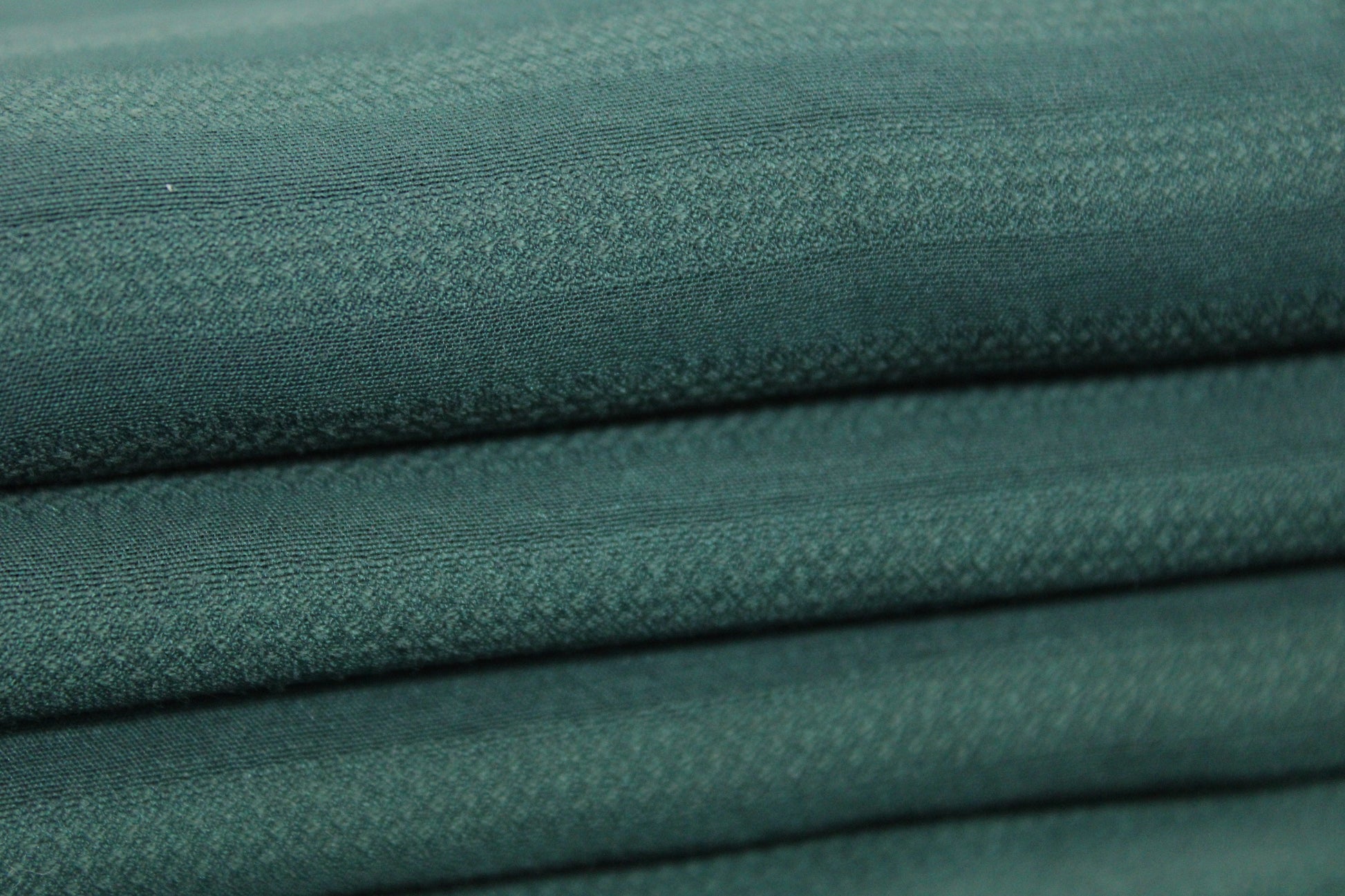 Tissu voile de viscose- à rayures - vert pin - photo 2/3 | So Tissus
