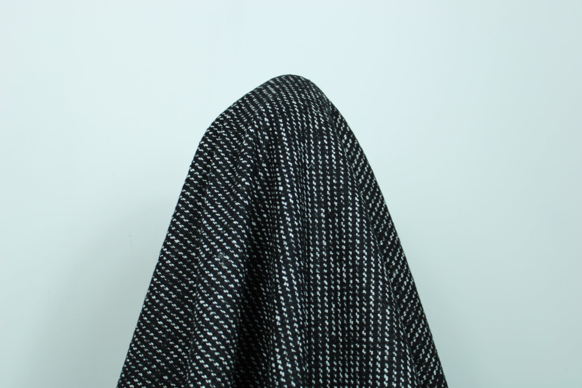 Tissu tweed de laine - noir et blanc - photo 3/3 | So Tissus